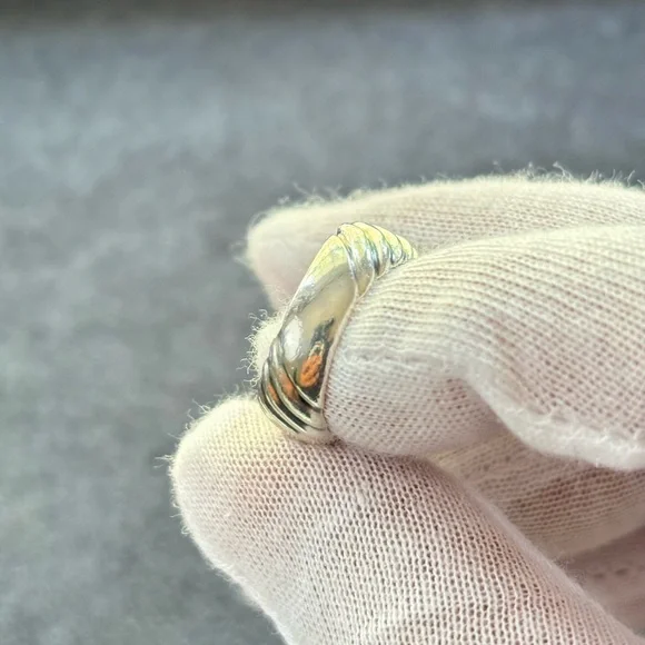 David Yurman 925 & 14k Gold Noblesse Ring with Black Onyx 5.5 - Picture 5 of 10